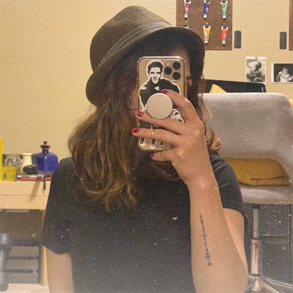 Hat - Picture 10 of 10